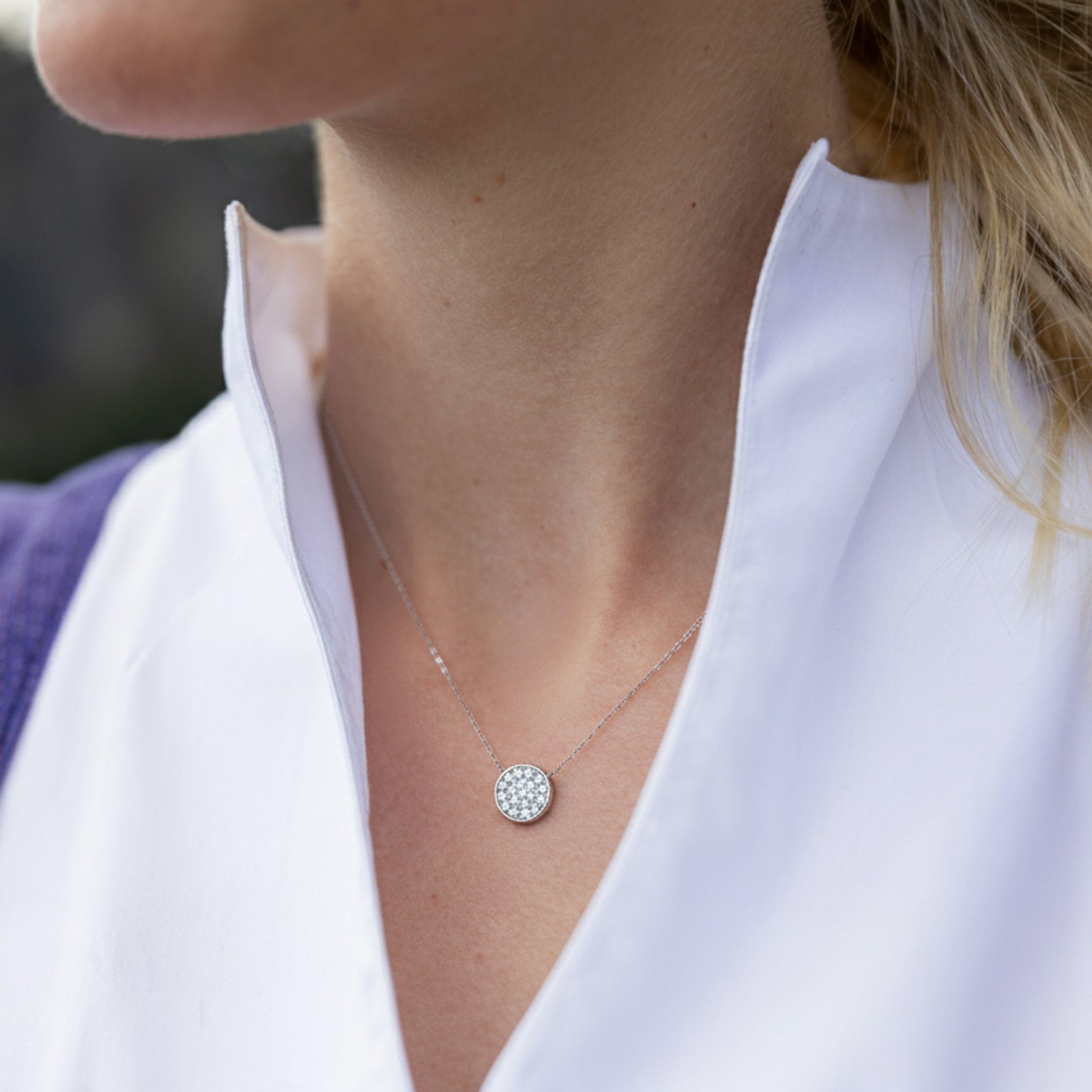 Halskette „Zirkonia-Kreis“ – filigran und strahlend