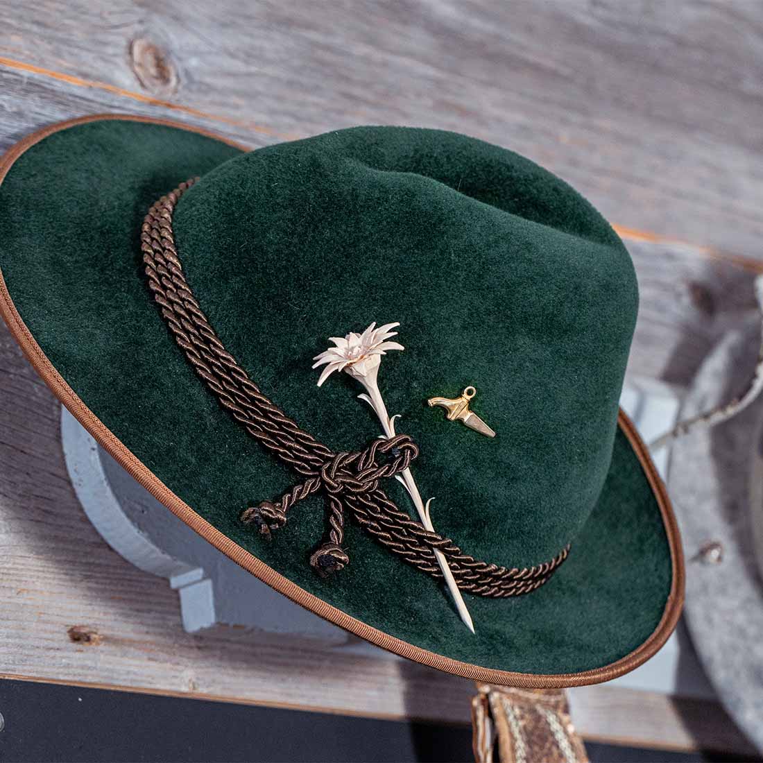 Ansteckpin "Zapfhahn" Bavarian Beer Worldwide Edition Messing poliert