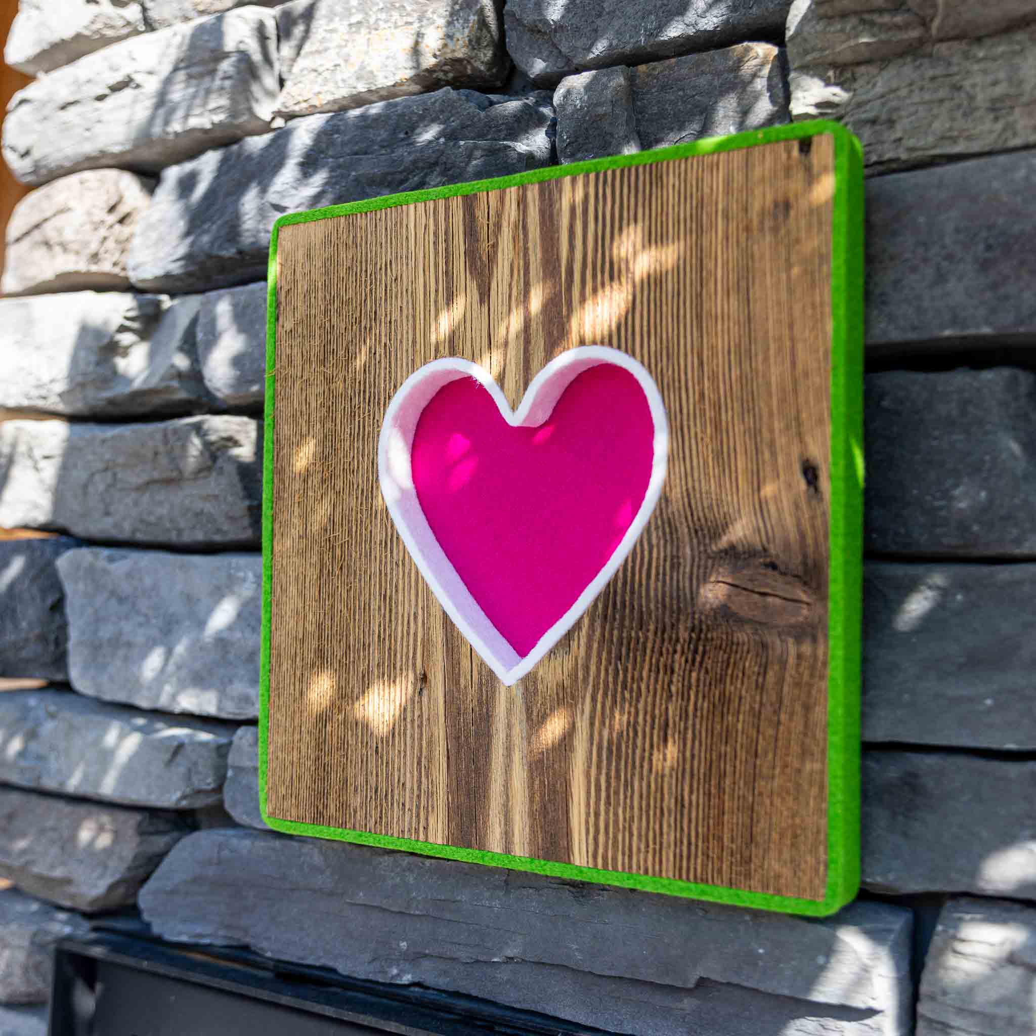 Alpen Kult-Quadrat mit Herz "pink, weiß hellgrün"