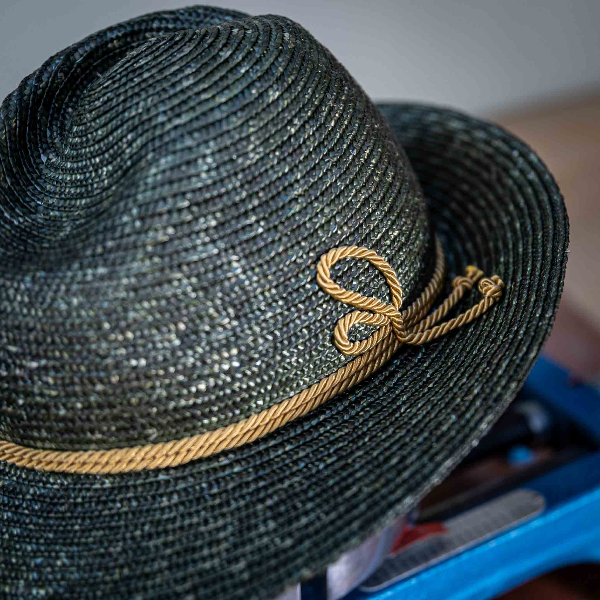 Dreher 6er Hut olivegrün Bortenstroh | handgearbeitet| MAMMA BAVARIA KOLLEKTIV