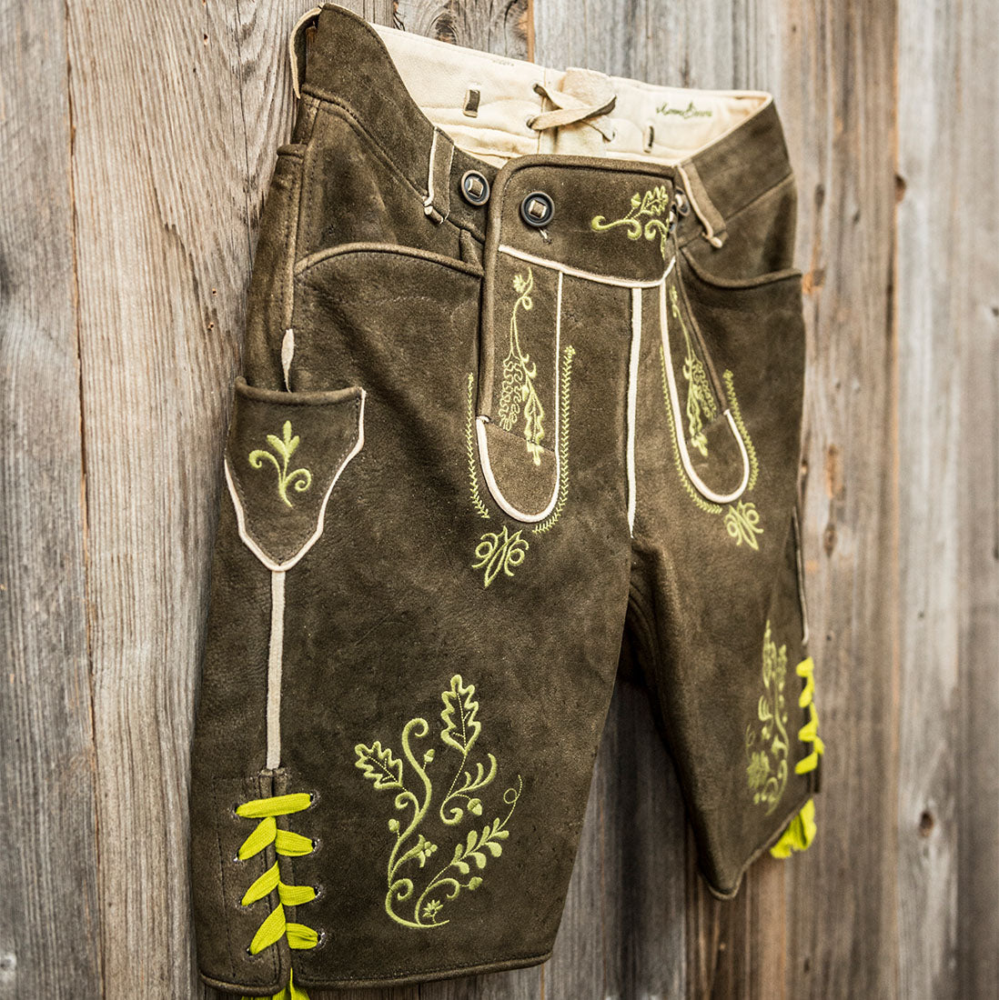 Lederhose "Uropa’s Liebling" Klassik dunkel/hellgrün