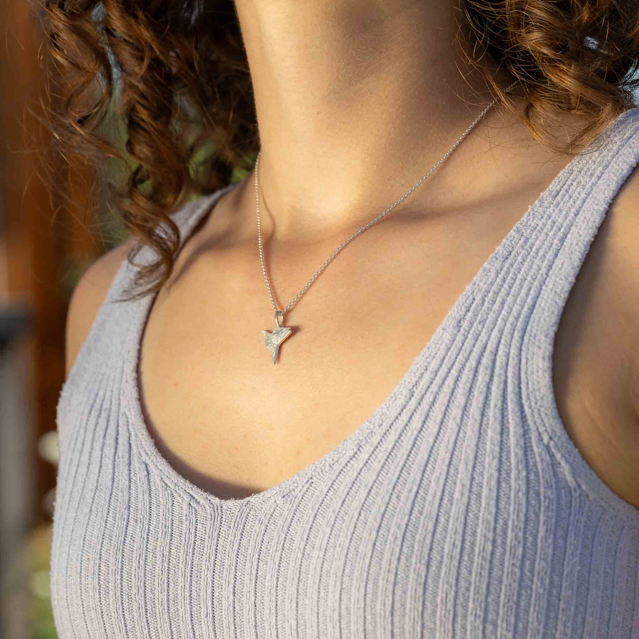 Anhänger "Friedenstaube" mit Ankerkette aus Sterlingsilber