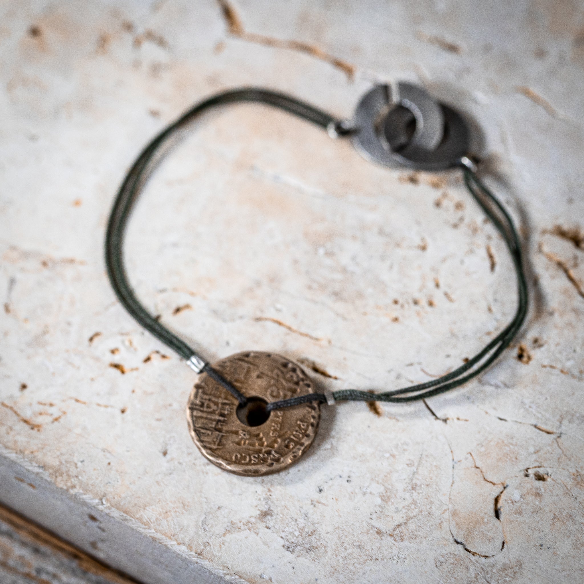 Armband "Münze" mit Doppel-Ring-Verschluss