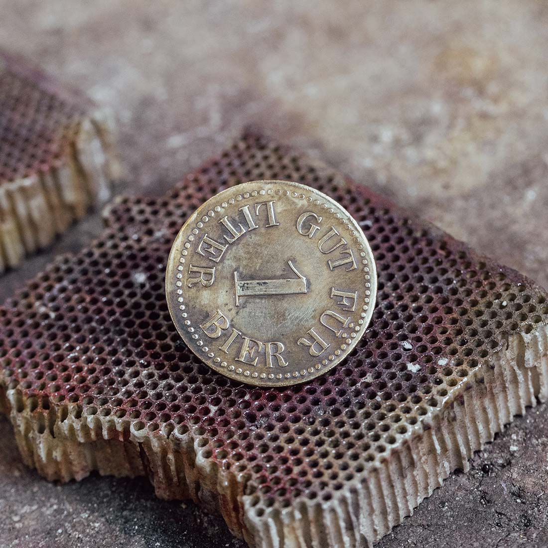 Historisches Bierzeichen | rund Messing | Bürgerbräu | Ansteck-Pin