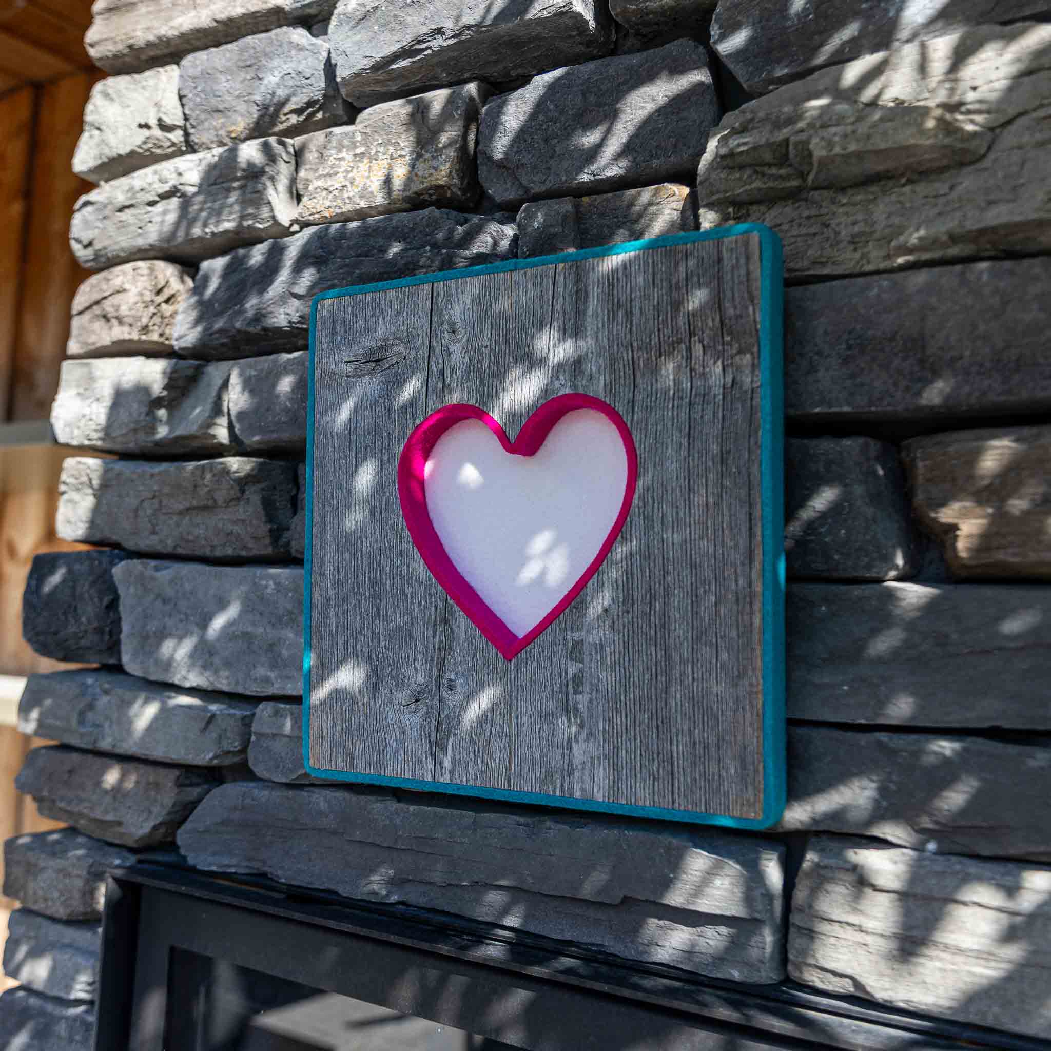 Alpen Kult-Quadrat mit Herz "weis, pink, türkis"