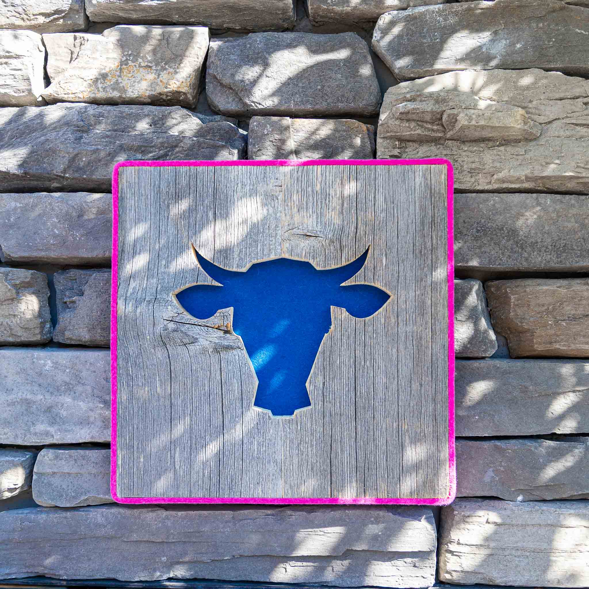 Alpen Kult-Quadrat mit Kuh "blau, pink"