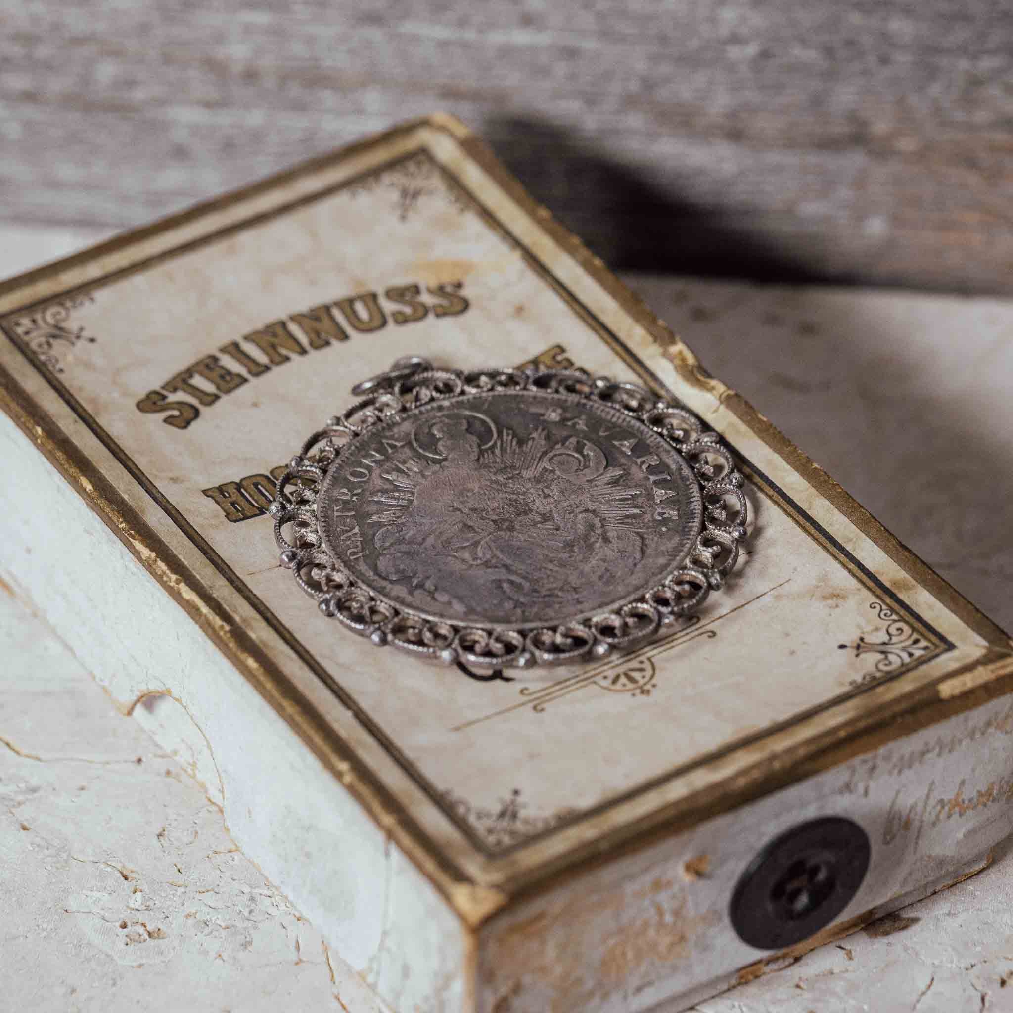 Thaler von 1765  "Madonna & Maximilian III. Joseph von Bayern“