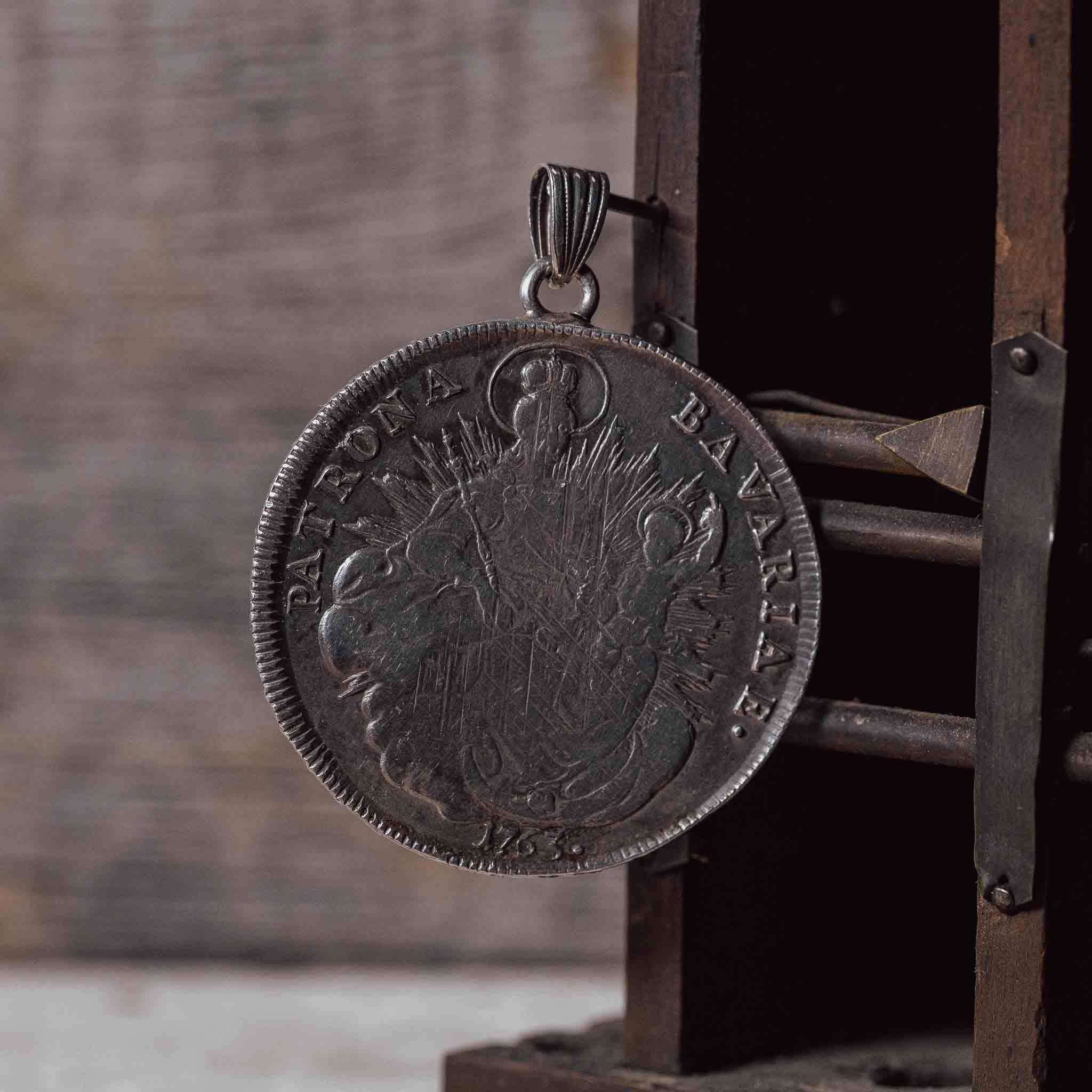 Anhänger Thaler von 1771 "Madonna & Maximilian III.“