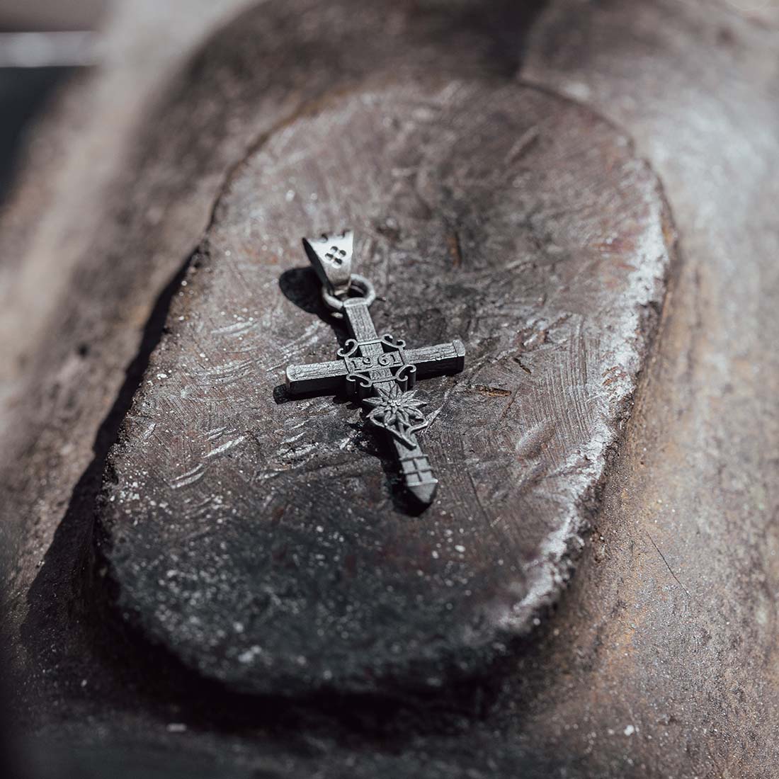 Gipfelkreuz-Anhänger "Heuberg" Edelweiss
