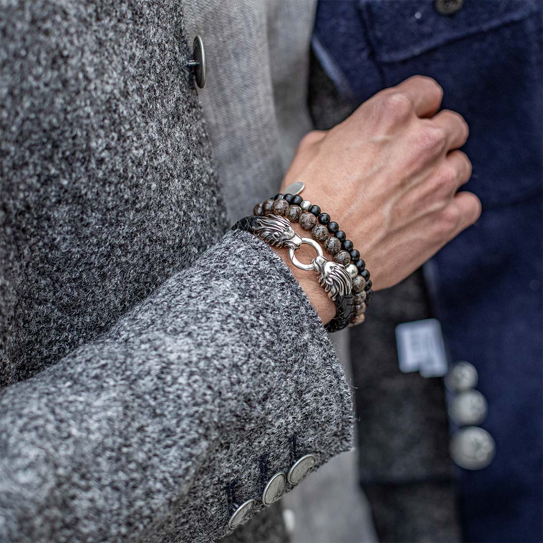 Hoamat Armband Goasslschnalzer | Doppel-Löwenkopf | Ovales Lederarmband mit Sterlingsilber