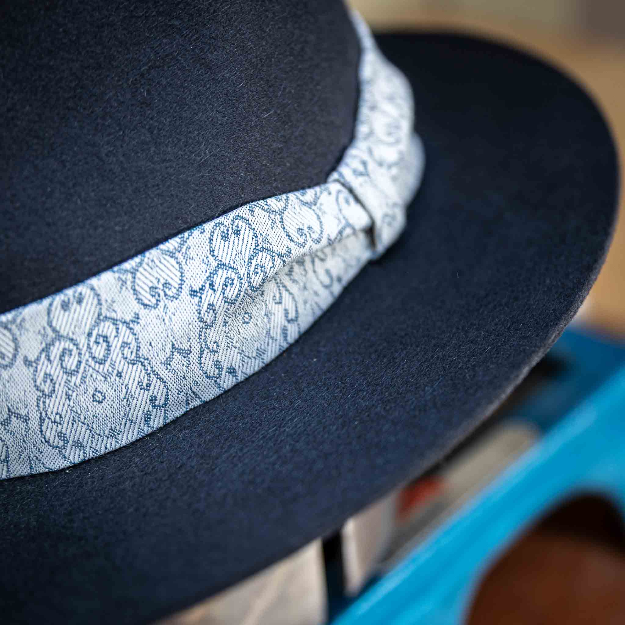 Fedora Hut Deep Navyblu aus Hasenhaar | UNIKAT | handgefertigt by JULIEN SCHAEDEL | MAMMA BAVARIA KOLLEKTIV
