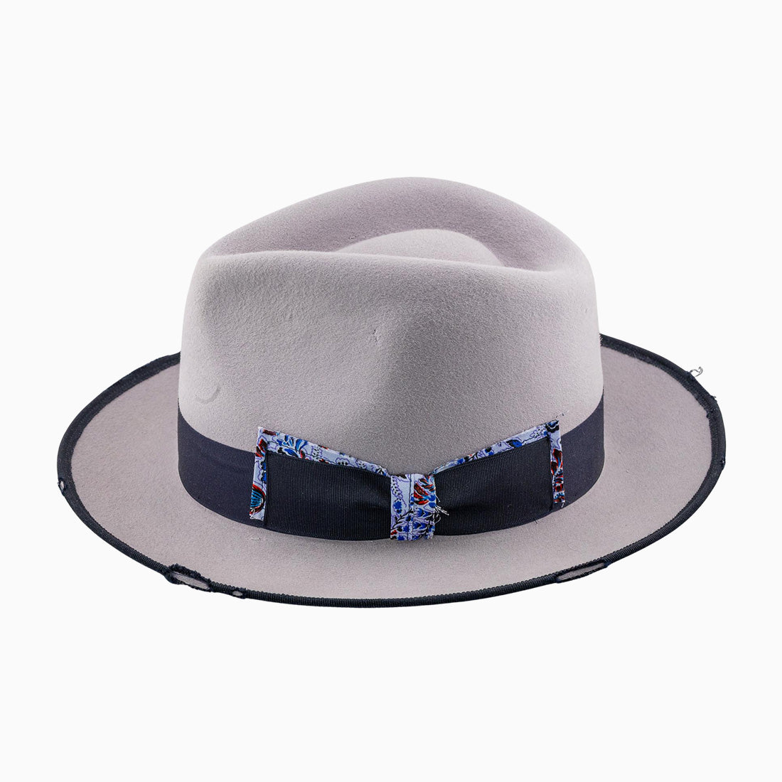 Fedora Hut Light Grey aus Hasenhaar | UNIKAT | handgefertigt by JULIEN SCHAEDEL | MAMMA BAVARIA KOLLEKTIV