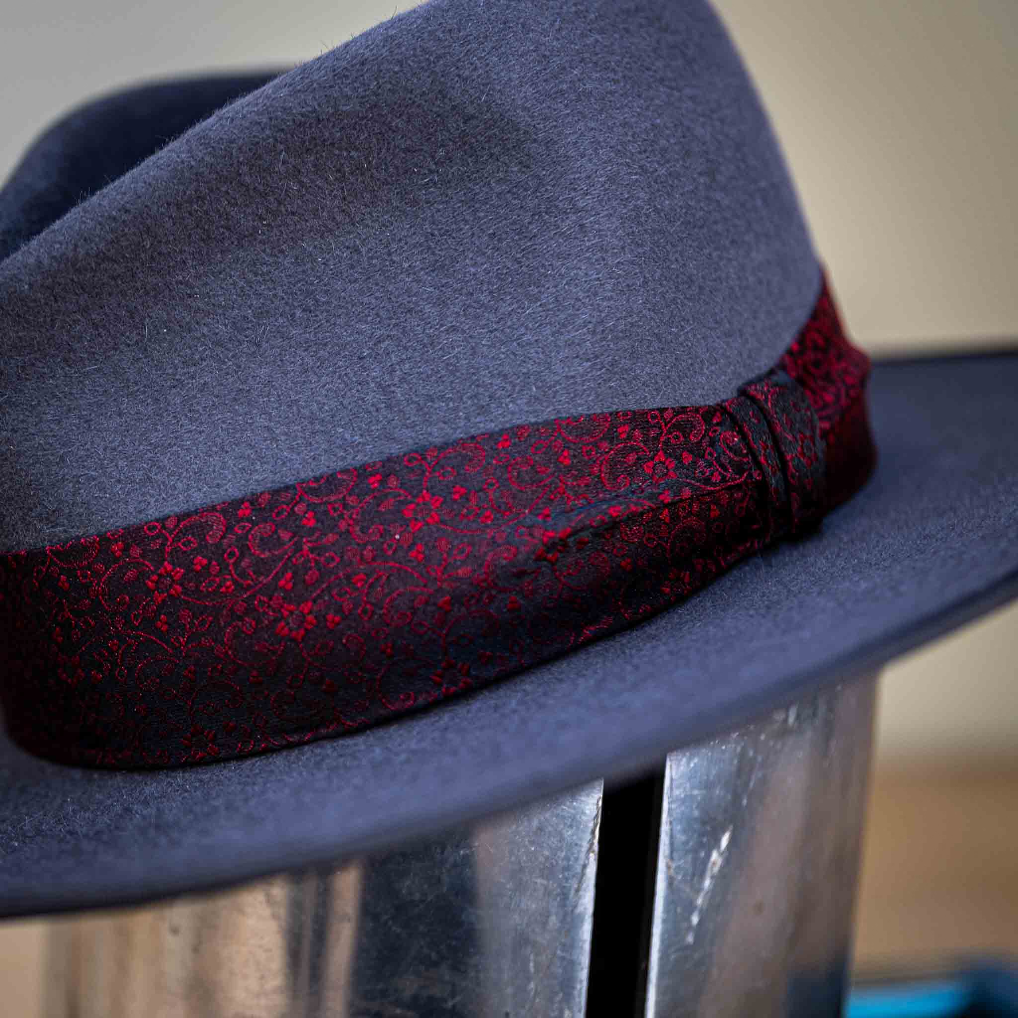 Fedora Hut Grau aus Hasenhaar | UNIKAT | handgefertigt by JULIEN SCHAEDEL | MAMMA BAVARIA KOLLEKTIV