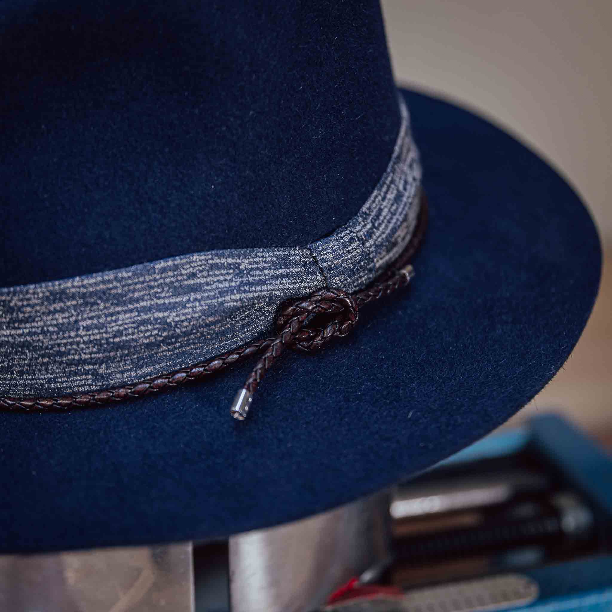 Fedora Hut Navy aus Hasenhaar |UNIKAT | handgefertigt by JULIEN SCHAEDEL | MAMMA BAVARIA KOLLEKTIV