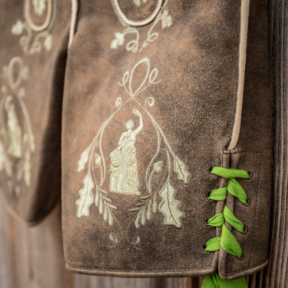 Lederhose "Uropa’s Liebling" Bavaria moorig/olive