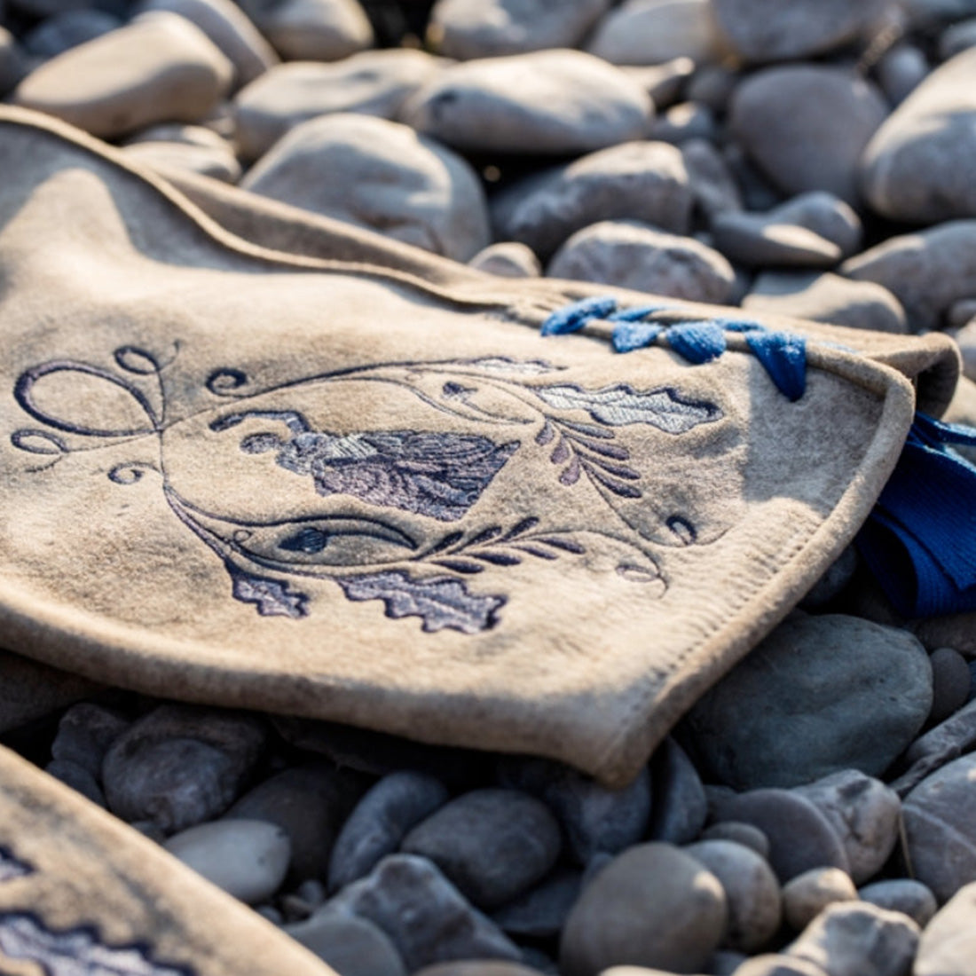 Lederhose "Uropa’s Liebling" Bavaria hell/blau