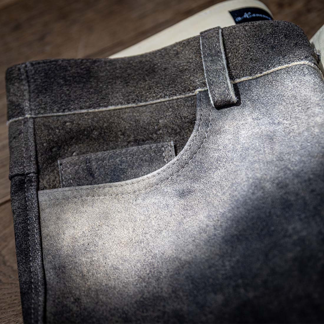 PIONIER | Lederjeans aus sämisch gegerbtem Hirschleder | THE FREE STATE OF BAVARIA