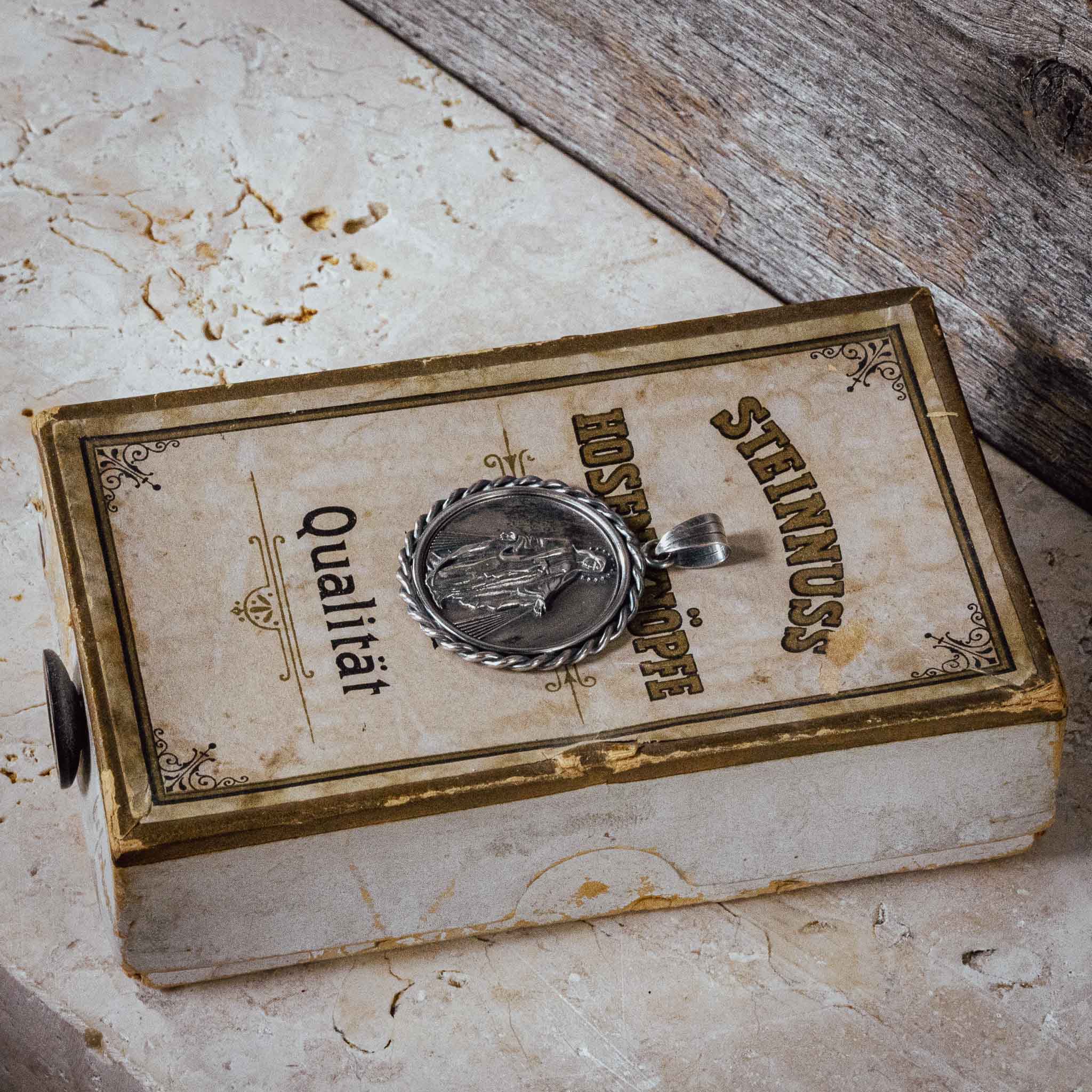 Ketten-Anhänger "Heilige Maria" aus 925er Sterlingsilber