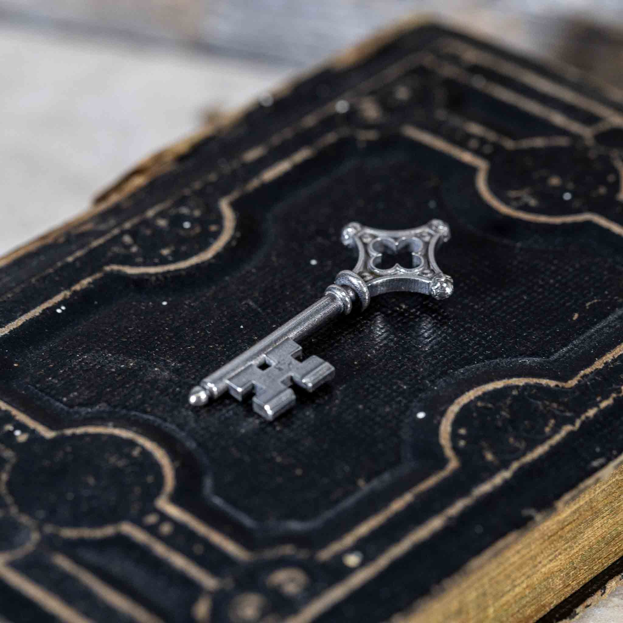 Anhänger "Schlüssel Hüter des Schatzes" Edition