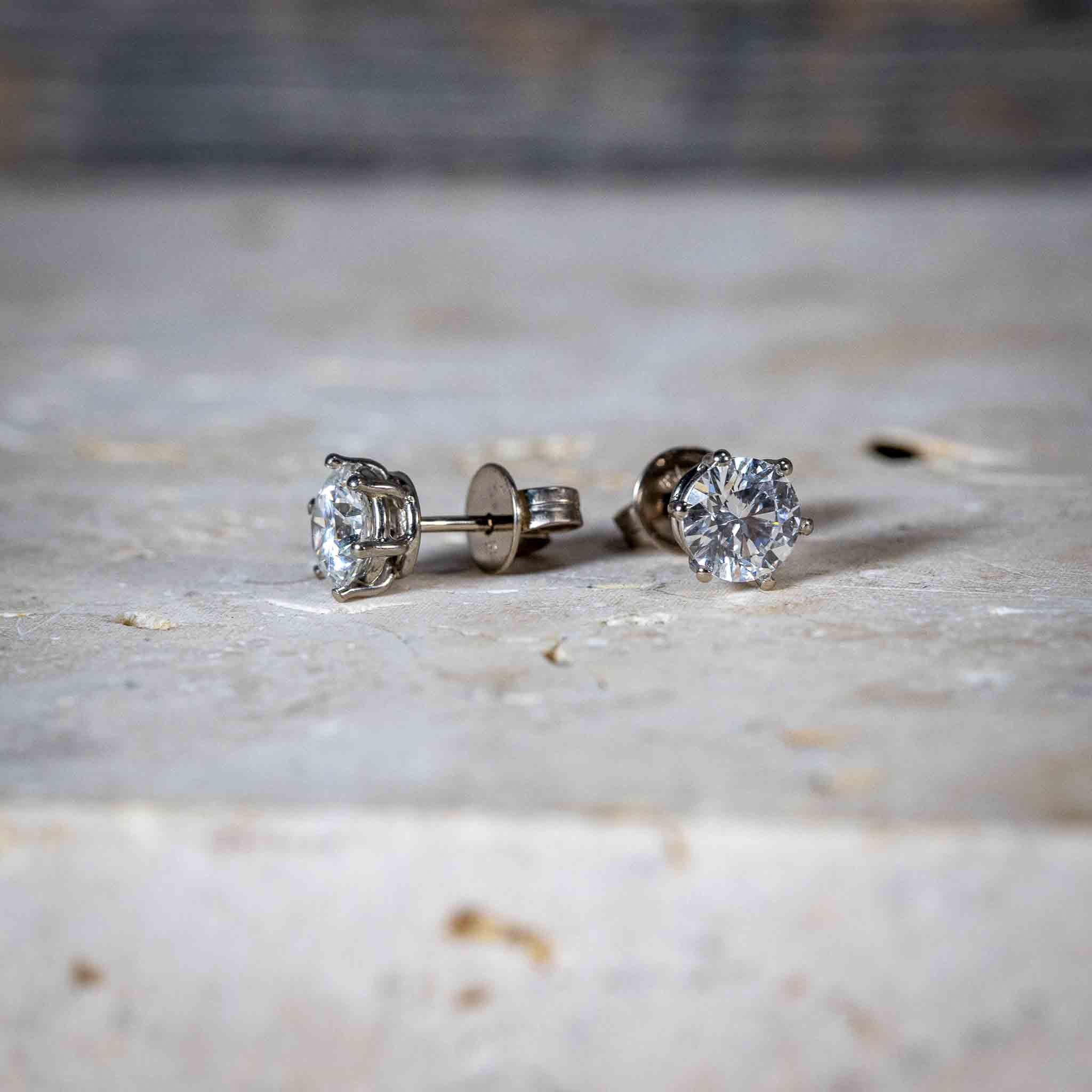 Ohrstecker "2 Ct. Brillant"