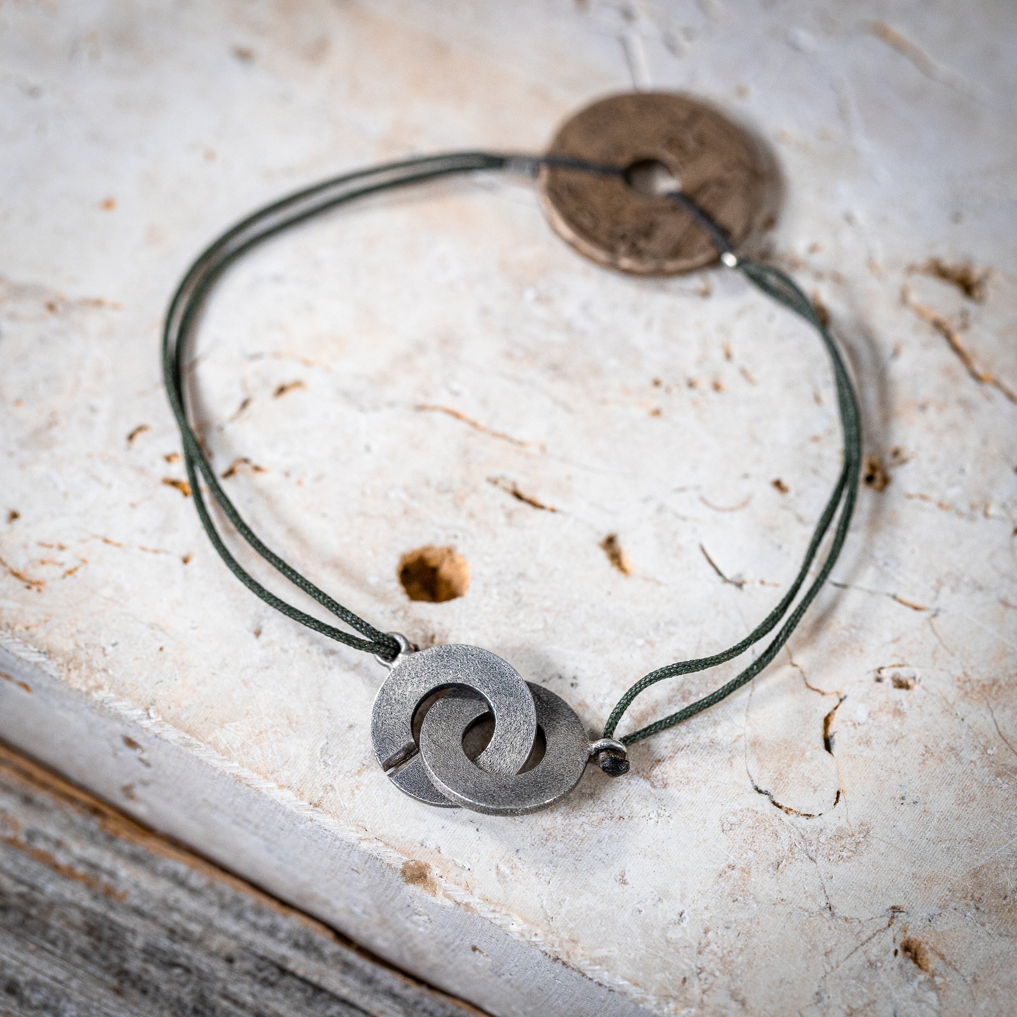 Armband "Münze" mit Doppel-Ring-Verschluss